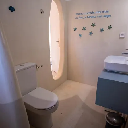 Moon With Private Swimming Pool * Aspro Chorio